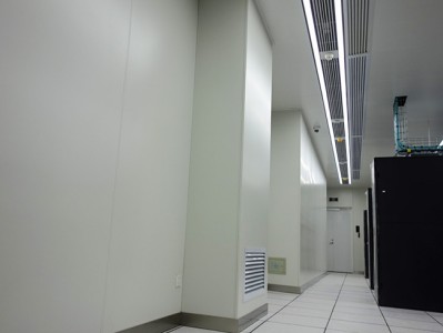 弱電機(jī)房數(shù)據(jù)中心應(yīng)該如何選擇合適的地方？