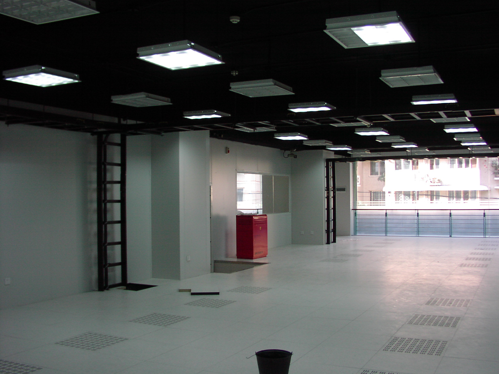 在機(jī)房建設(shè)中都有哪些內(nèi)容要準(zhǔn)備呢？